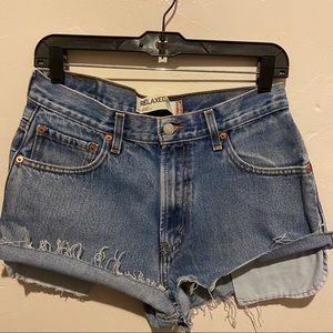 Levi’s highwaisted shorts